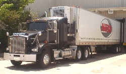 Descripci�n: C:\Users\Imgelun\Documents\CRISTIAN\TRABAJO\Mardan\web\images\camion_bodega_anguloOK.JPG